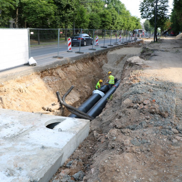 Kovo 11-osios g. Kaune susijungia du „Kauno energijos“ vykdomi šilumos tiekimo vamzdynų rekonstrukcijos projektai